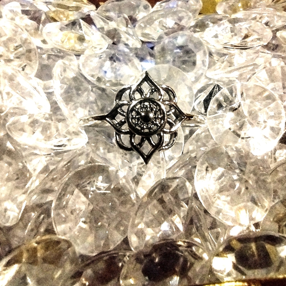 925 Sterling Silver Filigree Flower Ring